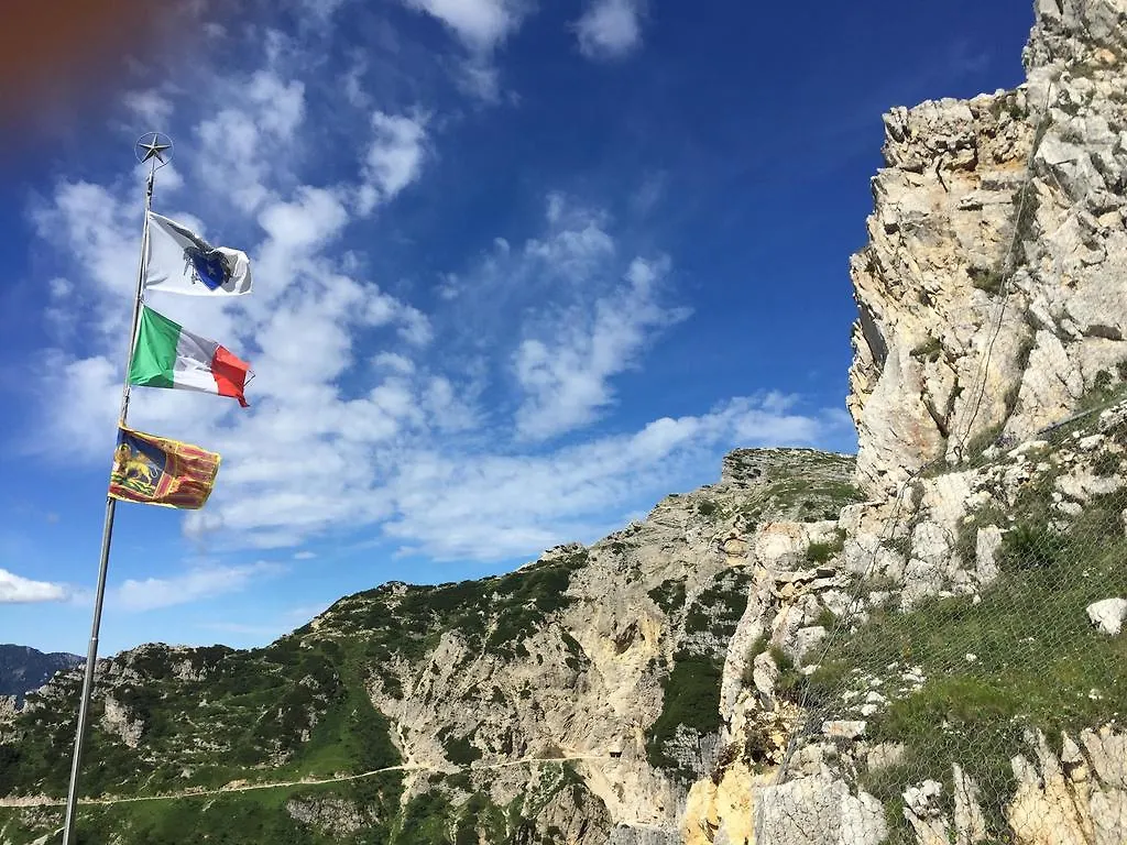 Nocleg ze śniadaniem B&B Casabasoti Valli del Pasubio Włochy